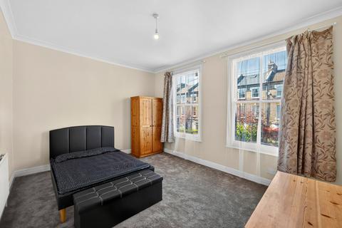 5 bedroom terraced house for sale, Roden Street, London, N7