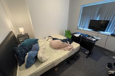 4 bedroom terraced house to rent, Marlborough Road, Brynmill, SA2