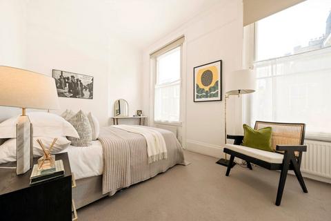 2 bedroom flat for sale, Portobello Road, London W11