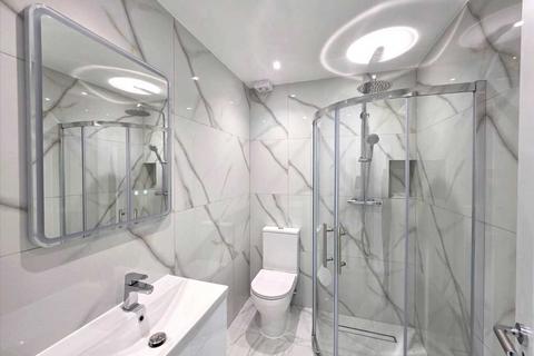 2 bedroom apartment to rent, Uxbridge Road, Stanmore