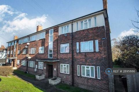 2 bedroom flat to rent, High Street North, Dunstable, LU6