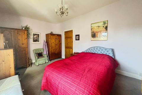 2 bedroom terraced house for sale, Derwent Gardens, Low Fell, Gateshead, NE9