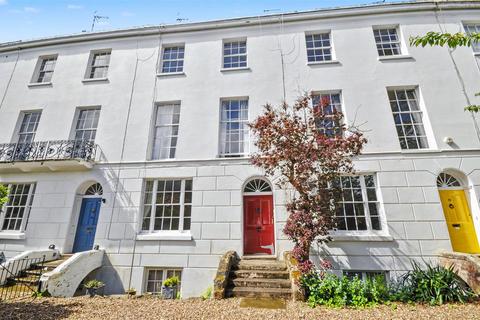 1 bedroom flat to rent, Milverton Crescent, Leamington Spa