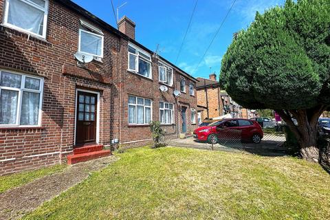 2 bedroom end of terrace house to rent, Botwell Crescent, Hayes, UB3 2BD