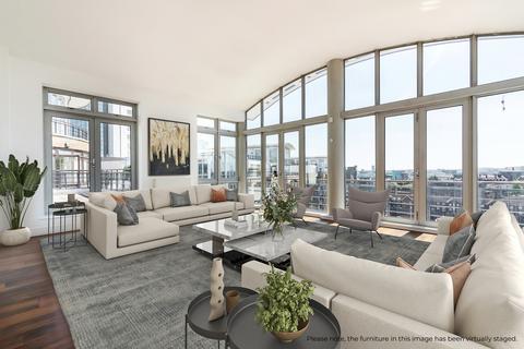Star Place, London, E1W