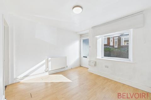 3 bedroom terraced house for sale, Littleworth, Mansfield, NG18