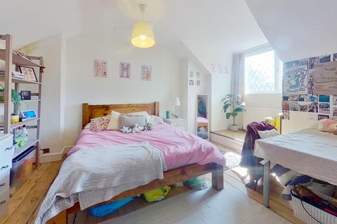 4 bedroom terraced house to rent, Tudor Grove, Nottingham, Nottinghamshire, NG1