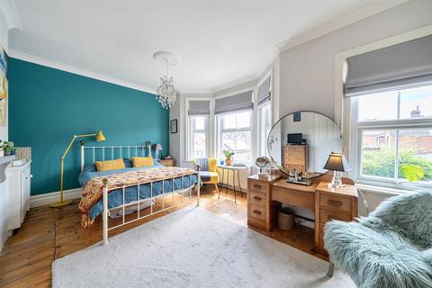 4 bedroom house for sale, Kings Road West, Swanage