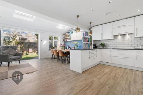 4 bedroom house for sale, Pilsdon Close, London