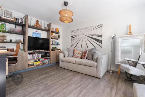 4 bedroom house for sale, Pilsdon Close, London