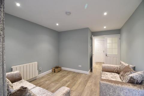 1 bedroom ground floor maisonette to rent, Murrain Drive, Downswood, ME15