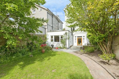 4 bedroom flat for sale, Upper Grosvenor Road, Tunbridge Wells, Kent, TN1