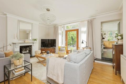 4 bedroom flat for sale, Upper Grosvenor Road, Tunbridge Wells, Kent, TN1