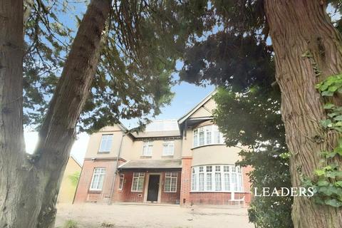 Studio to rent, Midanbury Lane, Southampton, Hampshire, SO18