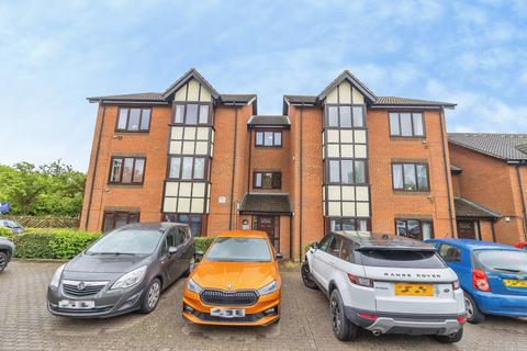 1 bedroom flat for sale, Tenterden Crescent, Kents Hill, Milton Keynes, Buckinghamshire, MK7