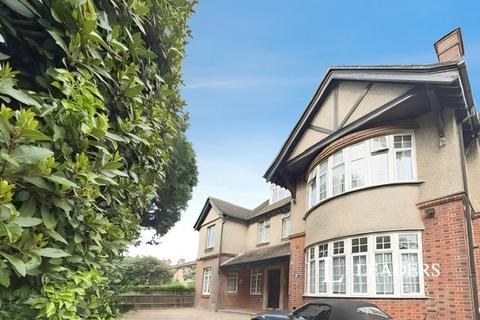 Studio to rent, Midanbury Lane, Southampton, Hampshire, SO18