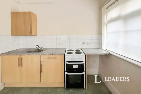Studio to rent, Midanbury Lane, Southampton, Hampshire, SO18
