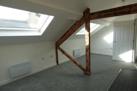 2 bedroom flat to rent, Queen Street Apartments, Queen Street, Carmarthen