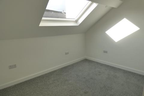 2 bedroom flat to rent, Queen Street Apartments, Queen Street, Carmarthen