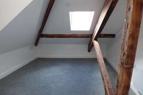 2 bedroom flat to rent, Queen Street Apartments, Queen Street, Carmarthen