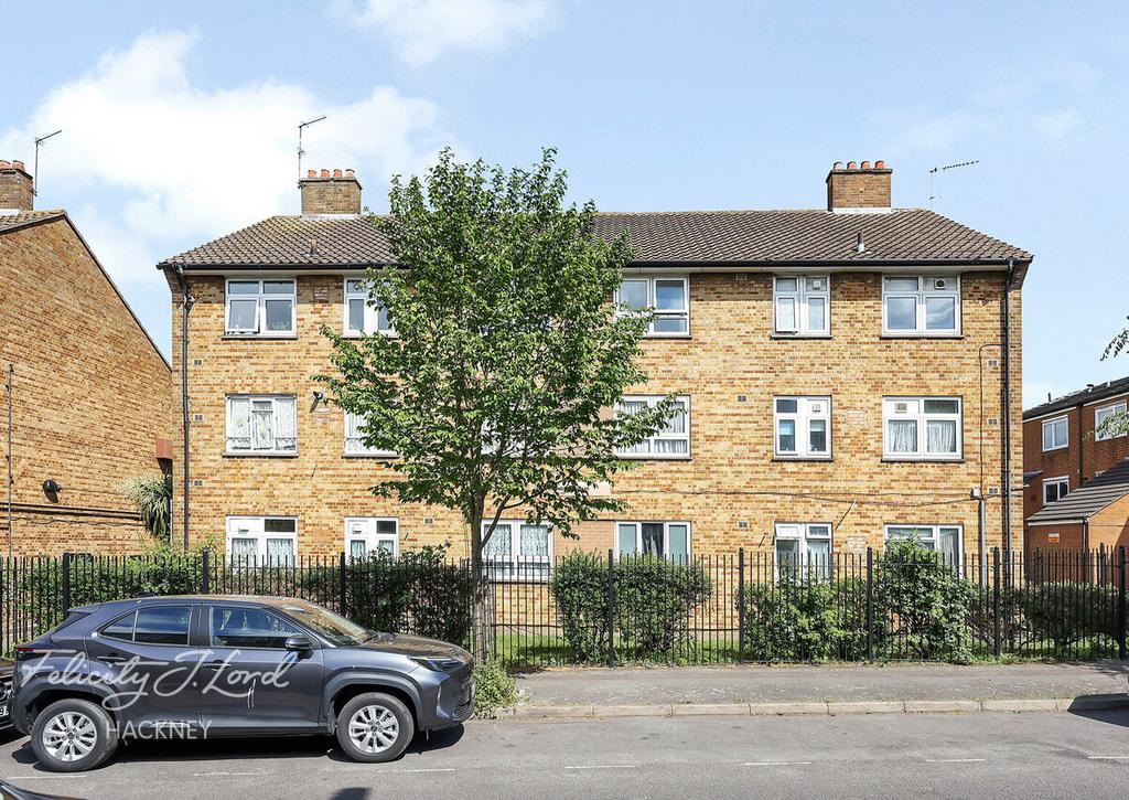 Detached house exterior