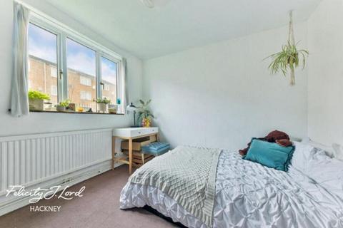 2 bedroom flat for sale, Mabley Street, LONDON E9