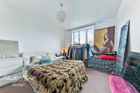 Mabley Street, LONDON E9