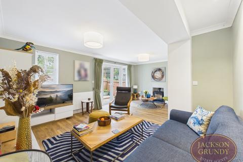 4 bedroom detached house for sale, Partridge Close, Charwelton, NN11 3YP