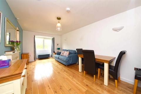 undefined, Stokes Court, East Finchley, N2