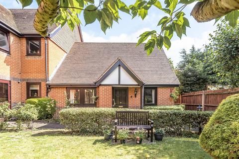 2 bedroom bungalow for sale, Victoria Court, Oxfordshire RG9