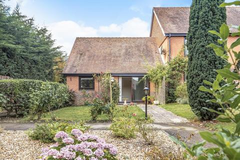2 bedroom bungalow for sale, Victoria Court, Oxfordshire RG9