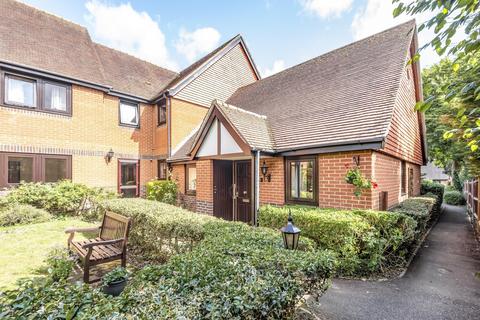 2 bedroom bungalow for sale, Victoria Court, Oxfordshire RG9