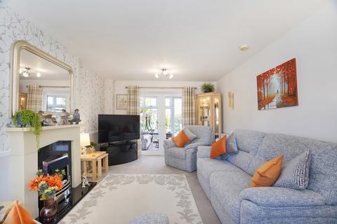 3 bedroom detached house for sale, Old Farm Close, Rugby, CV22