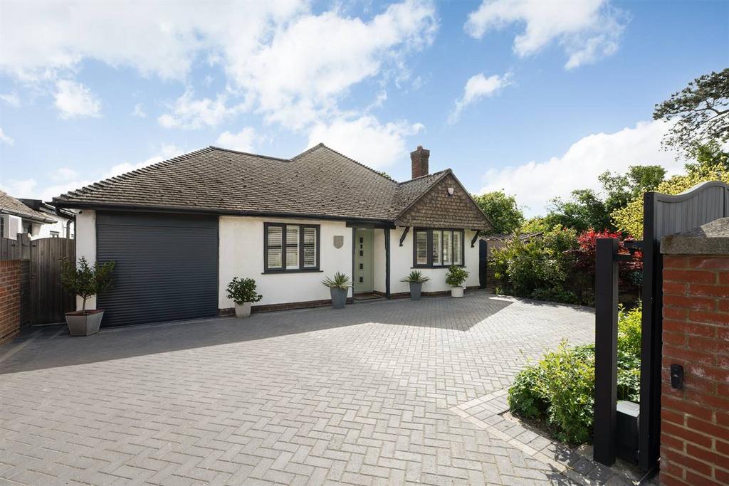 Ramsgate Road, Margate 3 bed detached bungalow for sale - £520,000
