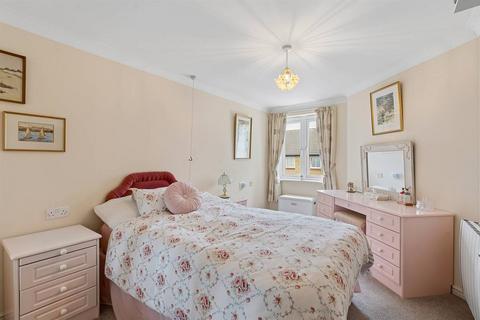 1 bedroom retirement property for sale, Richmond Street, Herne Bay