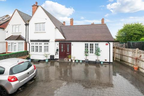 3 bedroom semi-detached house for sale, Lower Court Road, Epsom