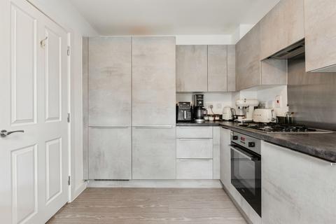 2 bedroom end of terrace house for sale, Carnation Close, Attleborough