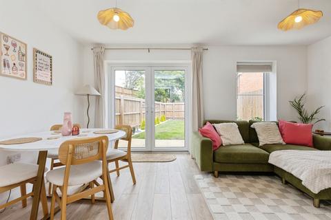2 bedroom end of terrace house for sale, Carnation Close, Attleborough