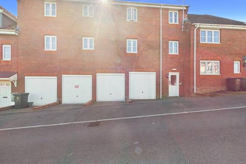 Apartment - Tolsey Gardens, Tuffley, Gloucester, Gloucestershire, GL4