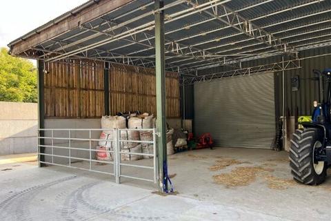Warehouse to rent, Rusper Rd Capel RH5 5HF