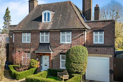 5 bedroom house for sale, Turner Close, Hampstead Garden Suburb NW11