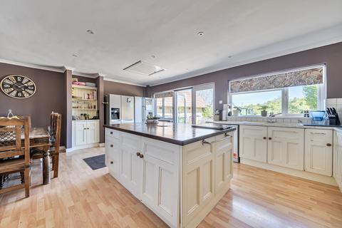 4 bedroom bungalow for sale, Netheravon, Salisbury, SP4