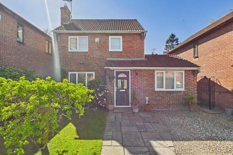3 bedroom detached house for sale, Teal Close, Walkington, Beverley, East Riding Of Yorkshire, HU17 8TW