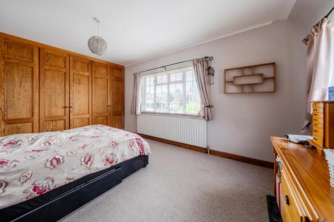 3 bedroom semi-detached house for sale, Hawes Lane, West Wickham