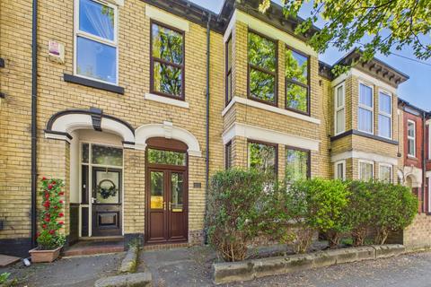 Terraced house - Spring Bank West, Hull, HU3 1LD