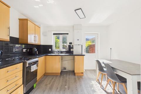 2 bedroom terraced house for sale, Charlestown Way, Hull, East Riding Of Yorkshire, Hu9 1pj