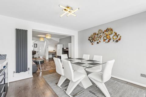 3 bedroom semi-detached house for sale, Pavilion Way, Amersham HP6