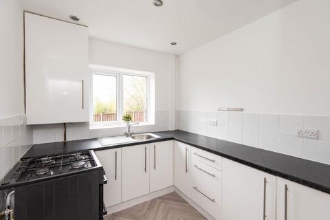 2 bedroom semi-detached house to rent, Heath Road, Sheffield S36