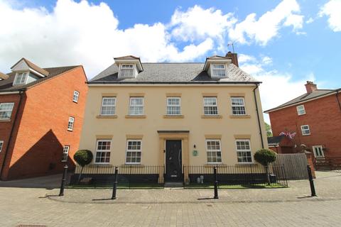5 bedroom detached house for sale, Gaveller Road, Swindon, SN25