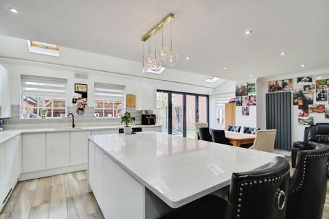 5 bedroom detached house for sale, Gaveller Road, Swindon, SN25